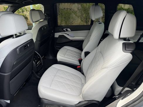 Used 2024 BMW X7 xDrive40i w/ M Sport Package image 20