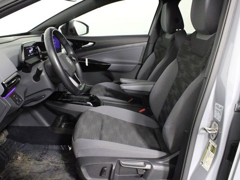 Used 2021 Volkswagen ID.4 Pro image 10