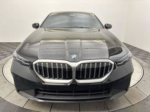 Used 2024 BMW 530i xDrive w/ Executive Package AWD/4WD image 14