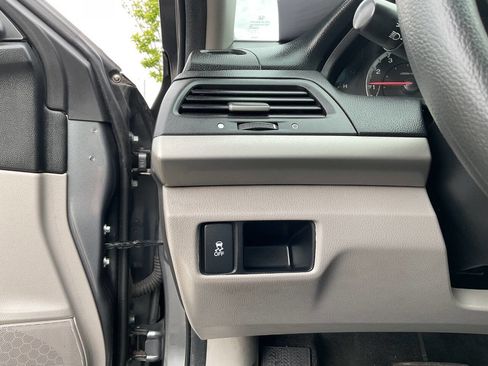 Used 2011 Honda Accord LX image 15