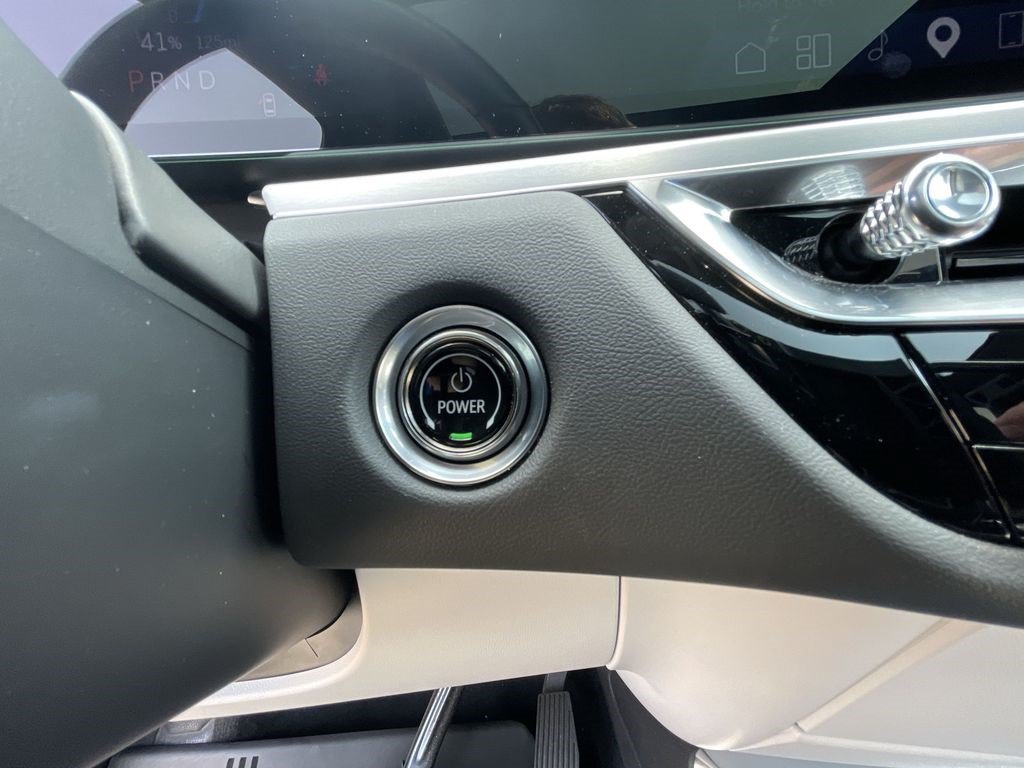 Certified 2024 Cadillac Lyriq Luxury RWD image 16