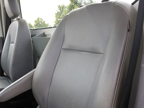 Used 2018 Ford Transit 350 138 DRW RWD image 3