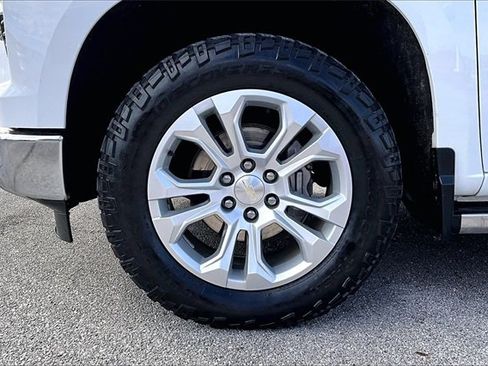 Used 2022 Chevrolet Silverado 1500 LTZ w/ Technology Package image 30