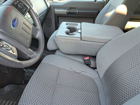 Used 2014 Ford F250 XLT image 17