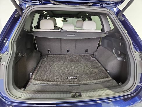 Used 2021 Volkswagen Tiguan SEL Premium R-Line AWD/4WD image 12