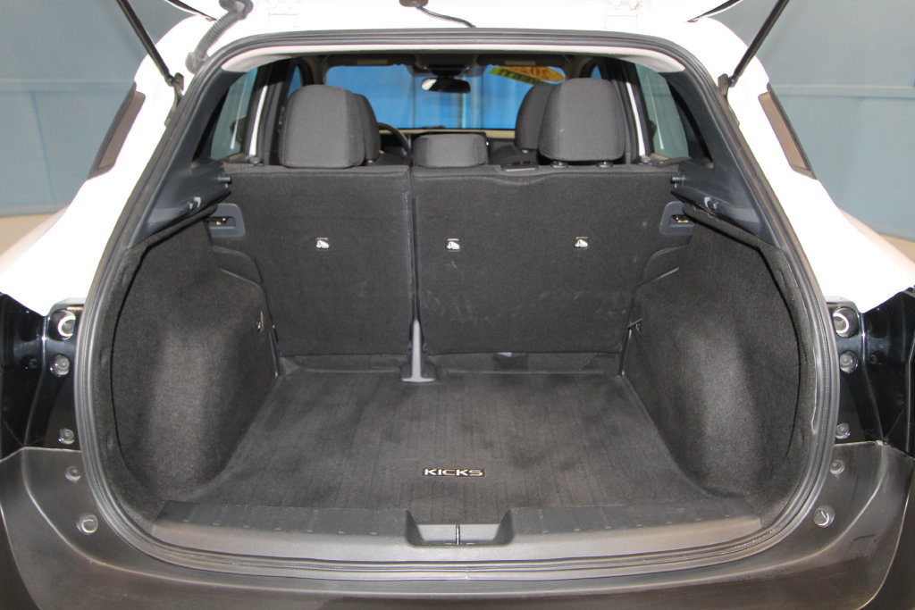 Used 2025 Nissan Kicks S FWD image 33