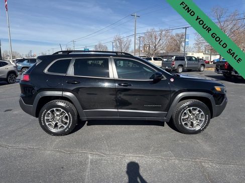 Used 2022 Jeep Cherokee Trailhawk w/ Premium Leather Package image 8