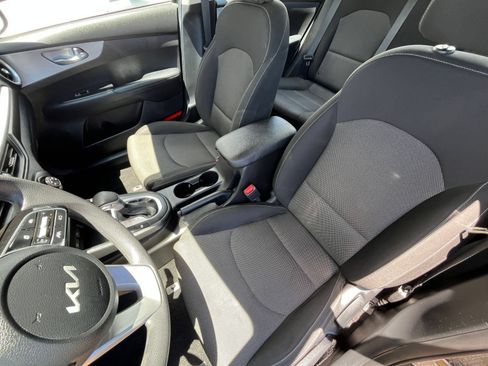 Used 2024 Kia Forte LXS FWD image 34