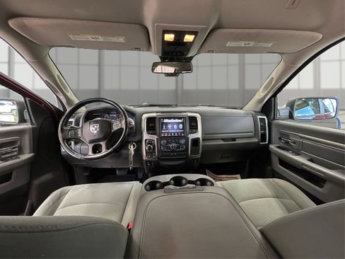 Used 2019 RAM 1500 Classic SLT w/ SLT Plus D←cor Group AWD/4WD image 25