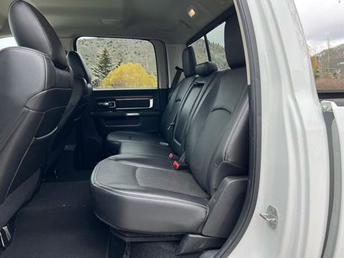 Used 2014 RAM 2500 Laramie w/ Convenience Group AWD/4WD image 12