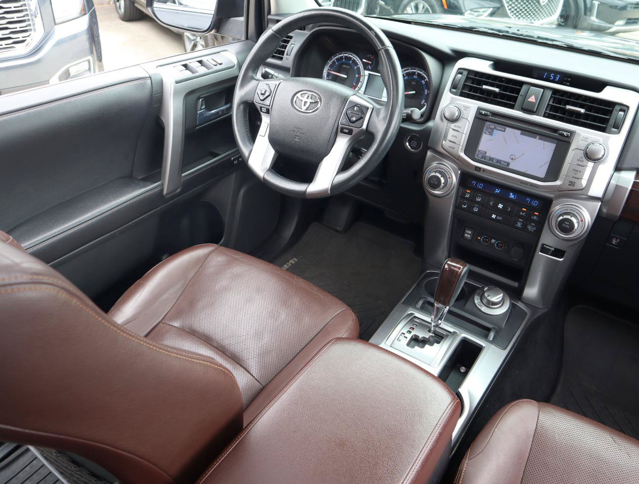Used 2016 Toyota 4Runner Limited AWD/4WD image 15