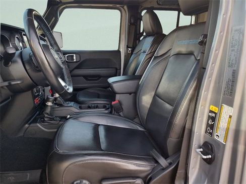 Certified 2021 Jeep Wrangler Unlimited Rubicon 4xe w/ Cold Weather Group image 32