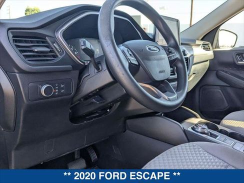 Used 2020 Ford Escape SE FWD image 12