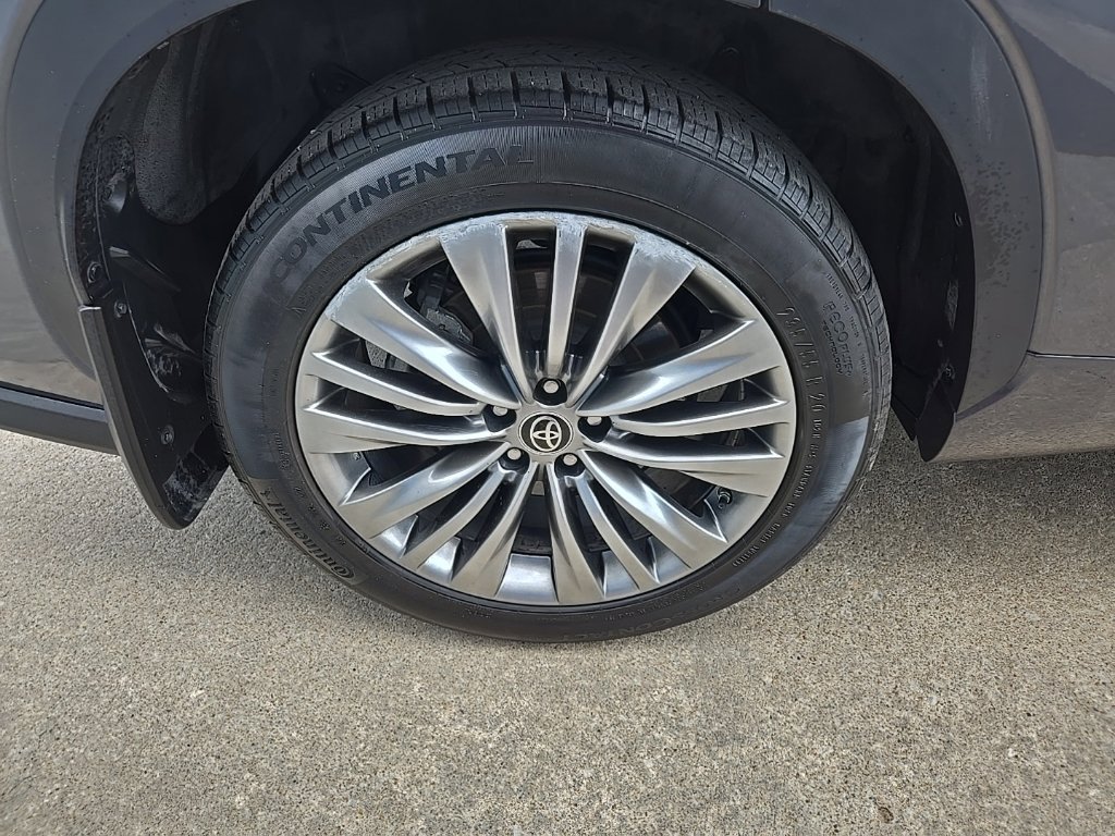 Used 2021 Toyota Highlander Platinum AWD/4WD image 27