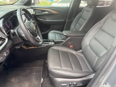 Used 2023 Chevrolet TrailBlazer ACTIV w/ Sun and Liftgate Package AWD/4WD image 17