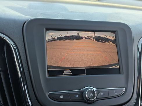 Used 2023 Chevrolet Equinox RS w/ LPO, Floor Liner Package image 22