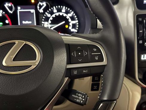 Certified 2023 Lexus GX 460 Premium w/ Premium Package AWD/4WD image 17