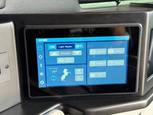 Used 2023 Mercedes-Benz Sprinter 3500 image 54