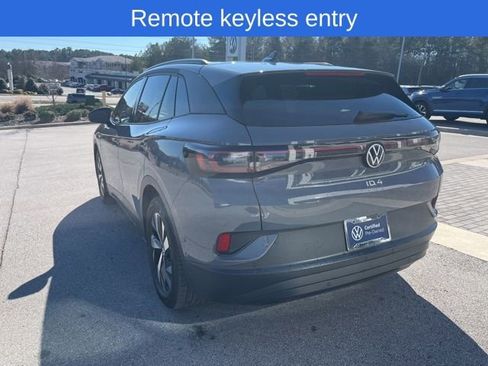 Certified 2025 Volkswagen ID.4 Pro image 8