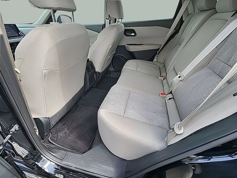 Used 2025 Nissan Rogue SV AWD/4WD image 21