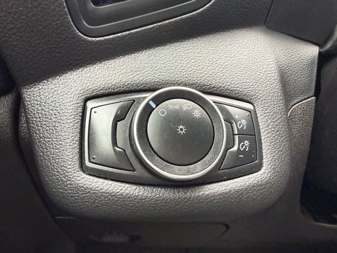 Used 2015 Ford Escape SE w/ Equipment Group 201A FWD image 19