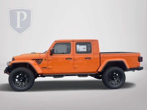 New 2025 Jeep Gladiator Sport w/ Premium Package AWD/4WD image 5