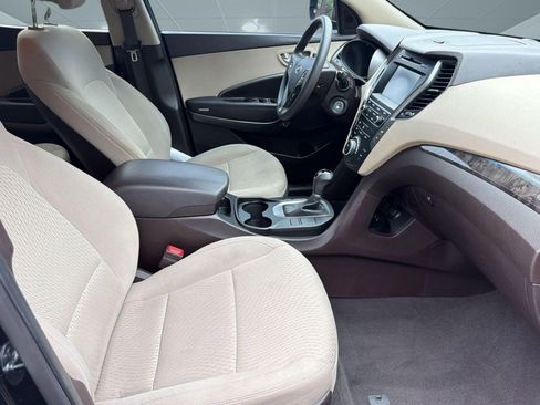 Used 2017 Hyundai Santa Fe Sport FWD image 29