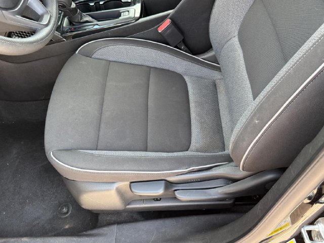 Used 2025 Chevrolet TrailBlazer LT AWD/4WD image 21