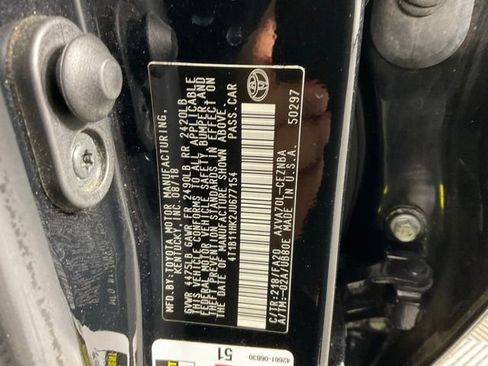 Used 2018 Toyota Camry LE image 26