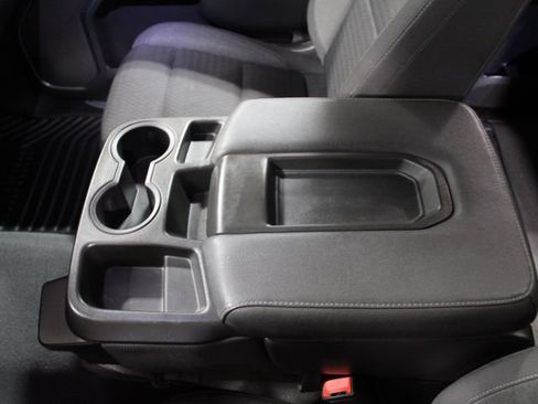 Used 2022 Chevrolet Silverado 1500 LT AWD/4WD image 30