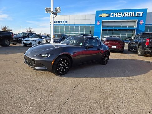 Used 2024 MAZDA MX-5 Miata RF Grand Touring image 2