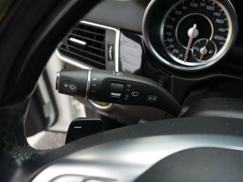 Used 2014 Mercedes-Benz GL 63 AMG 4MATIC image 57