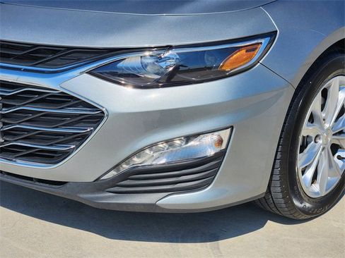 Used 2024 Chevrolet Malibu LT image 9