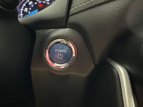 Used 2021 Toyota RAV4 XLE Premium AWD/4WD image 30