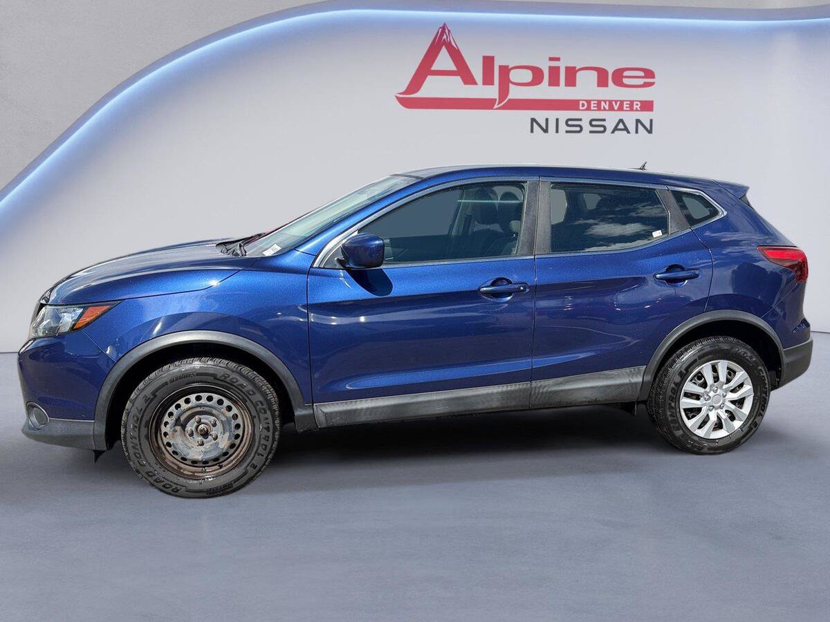 Used 2019 Nissan Rogue Sport S AWD/4WD image 2
