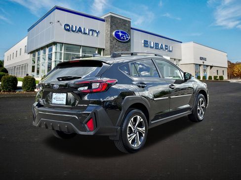 Used 2024 Subaru Crosstrek 2.0i Premium AWD/4WD image 4