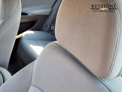 Used 2022 Chevrolet Malibu LT image 16