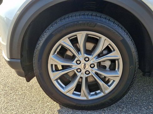 Certified 2024 Ford Explorer XLT w/ Equipment Group 202A image 28