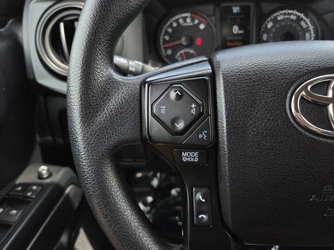 Used 2021 Toyota Tacoma SR AWD/4WD image 22