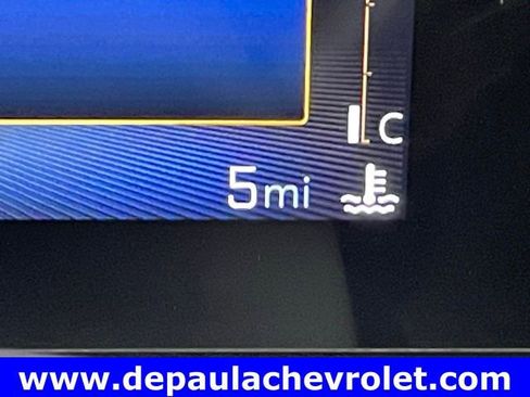 New 2026 Chevrolet Trax RS w/ Sunroof Package image 2