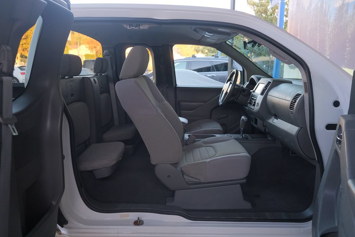 Used 2019 Nissan Frontier S RWD image 28