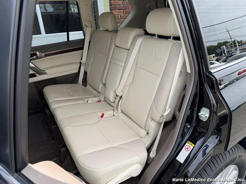 Used 2018 Lexus GX 460 Premium w/ Premium Package AWD/4WD image 56