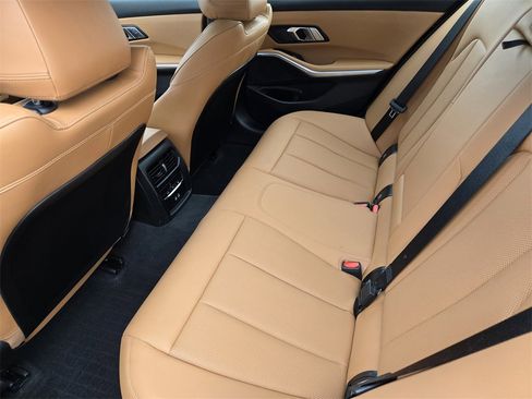 Certified 2025 BMW 330i xDrive Sedan w/ M Sport Package image 30