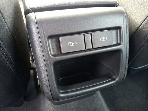 Certified 2022 Honda Accord Sport image 11