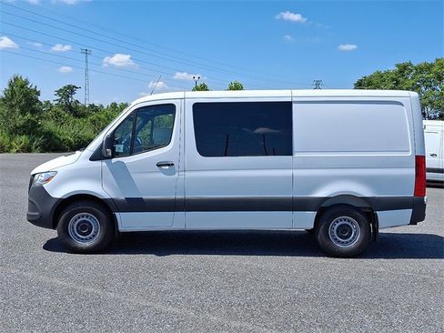 New 2025 Mercedes-Benz Sprinter 2500 image 8