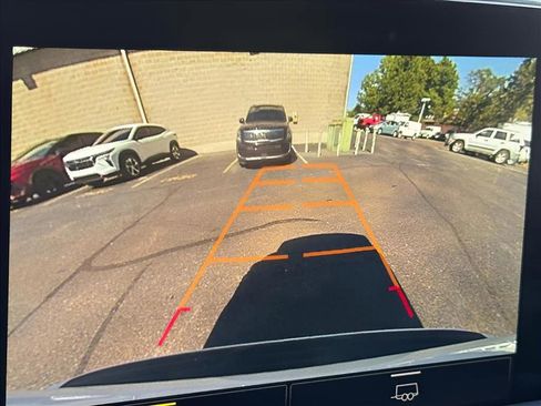 Certified 2024 Chevrolet Suburban Premier image 26