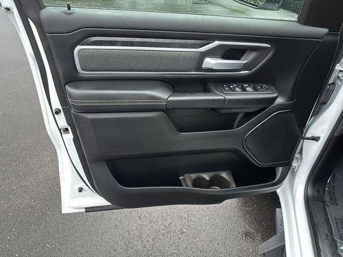 Used 2020 RAM 1500 Big Horn AWD/4WD image 6