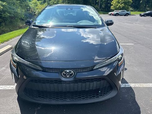 Used 2020 Toyota Corolla LE FWD image 6