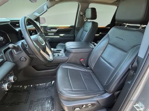 Used 2025 GMC Sierra 1500 Denali w/ Denali Reserve Package AWD/4WD image 18