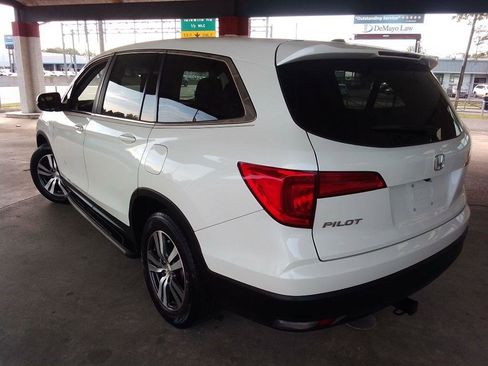 Used 2017 Honda Pilot EX-L image 4